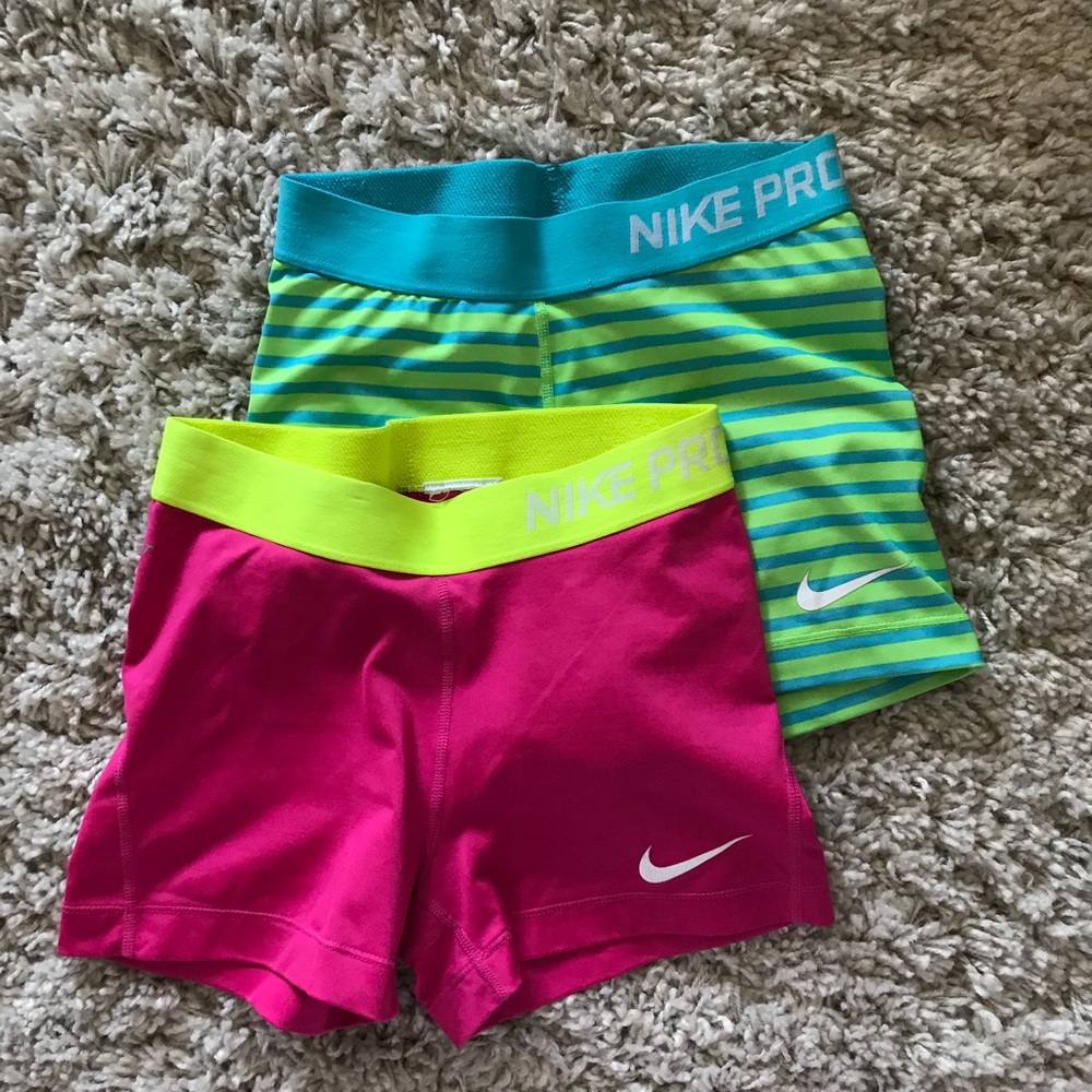 SOLD Nike pro shorts bundle